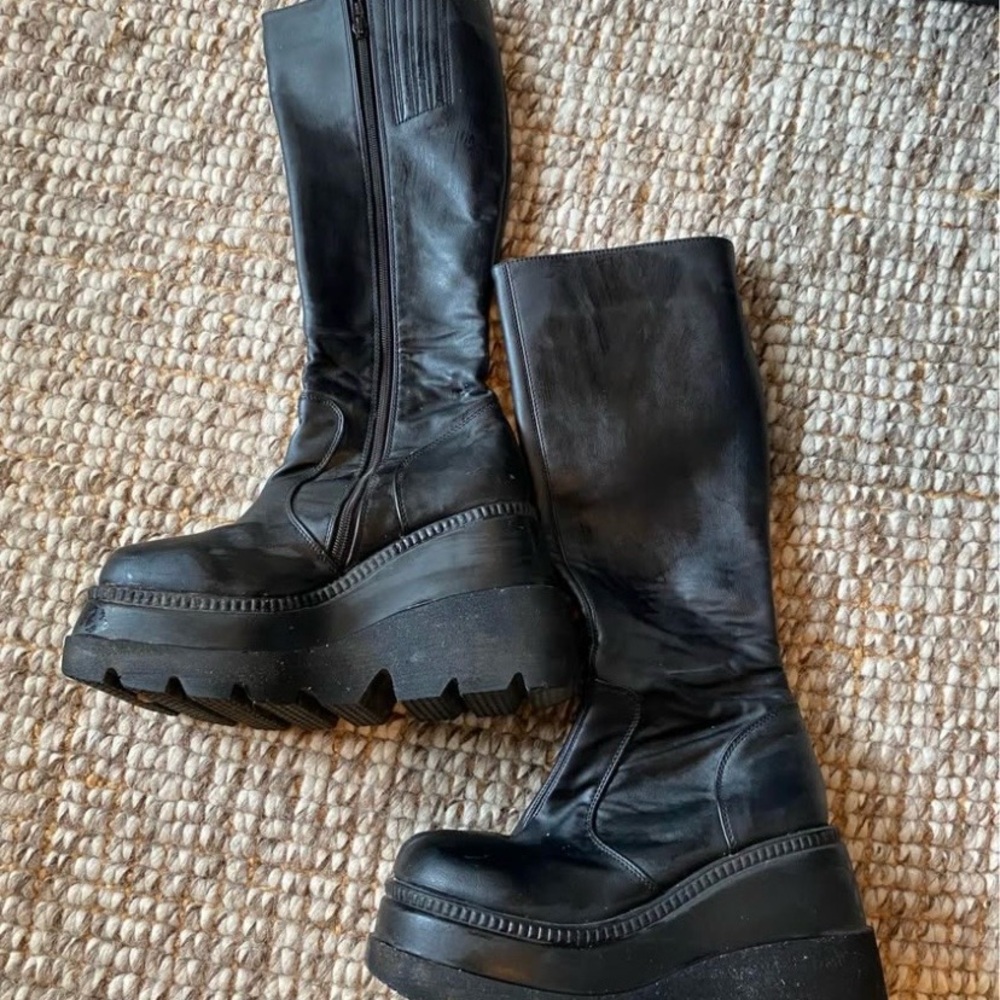 Demonia Shaker Boots 100 Goth Punk Knee High